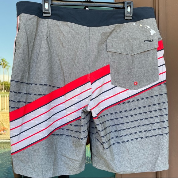 Quicksilver Highline HAWAII Boar Shorts 36 - Picture 6 of 15